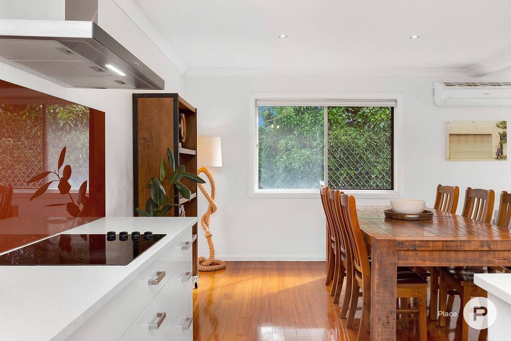 2 Jersey Street, Morningside, QLD 4170