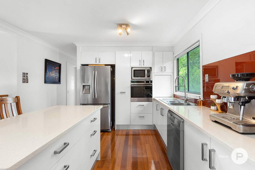 2 Jersey Street, Morningside, QLD 4170