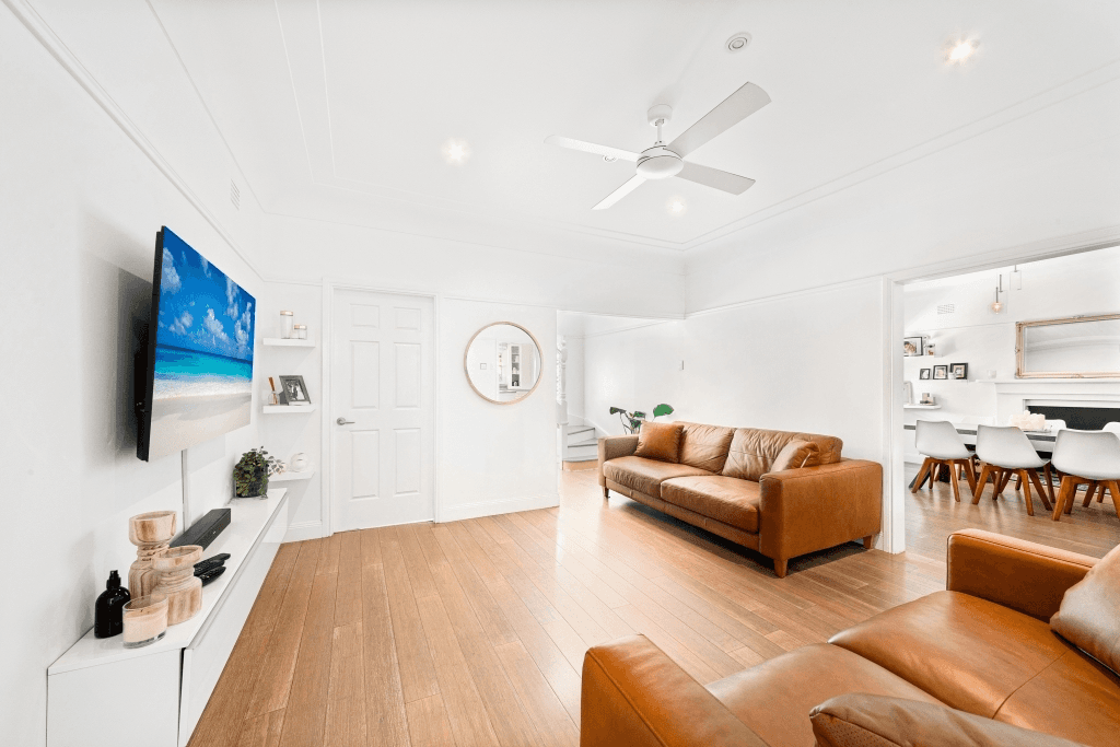 13 Duke Street, POINT FREDERICK, NSW 2250