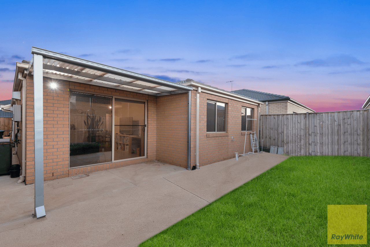 8 Tannum Circuit, TRUGANINA, VIC 3029