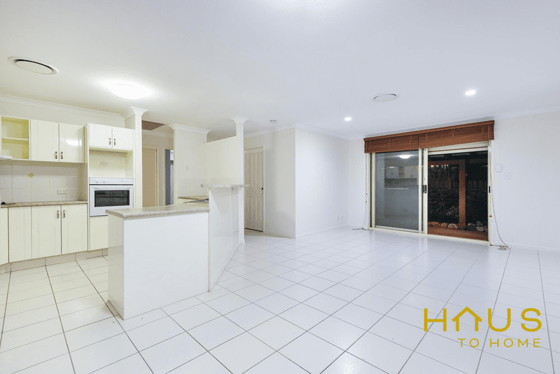 12 Lumley Street, MUDGEERABA, QLD 4213