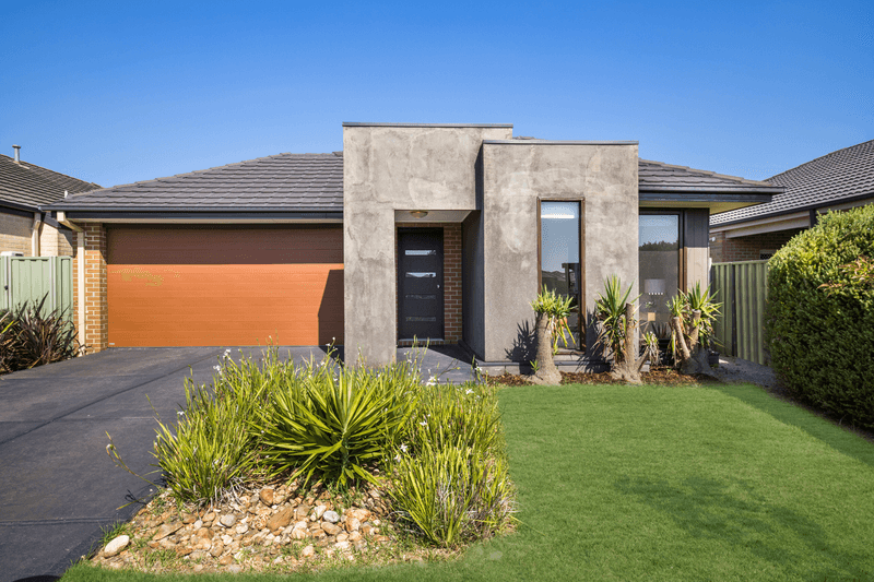 7 Day Lilly Crt, PAKENHAM, VIC 3810