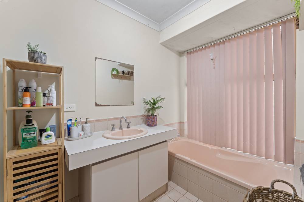 65 Grasshill Road, KARNUP, WA 6176