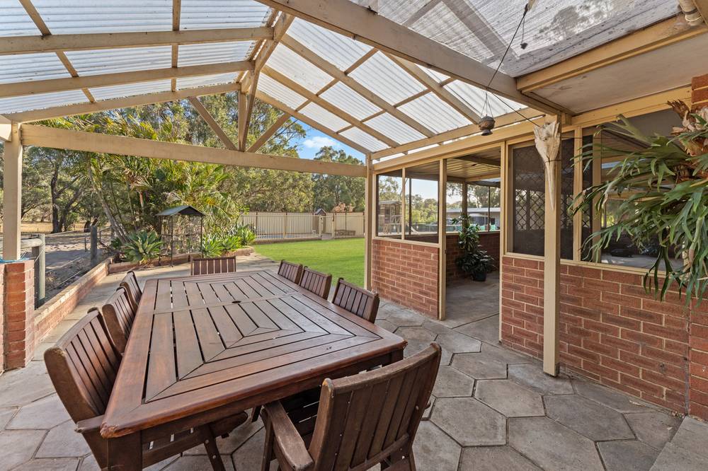 65 Grasshill Road, KARNUP, WA 6176