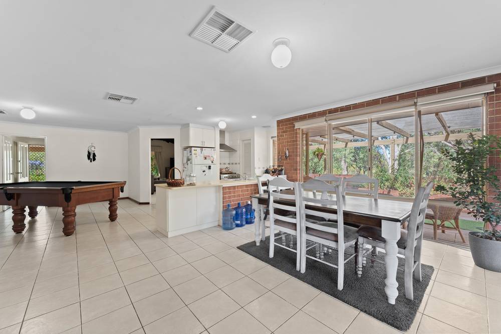 65 Grasshill Road, KARNUP, WA 6176