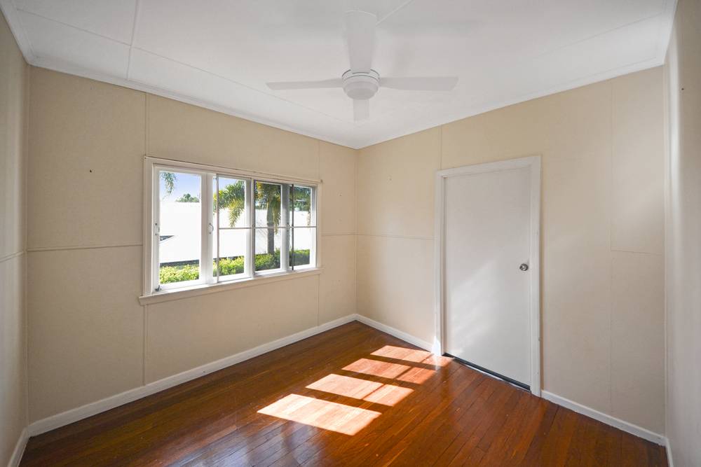 27 Dagmar Street, THE RANGE, QLD 4700