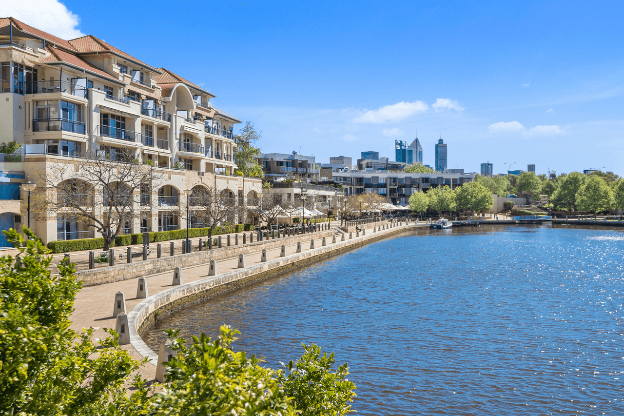 32/38-42 Waterloo Crescent, EAST PERTH, WA 6004