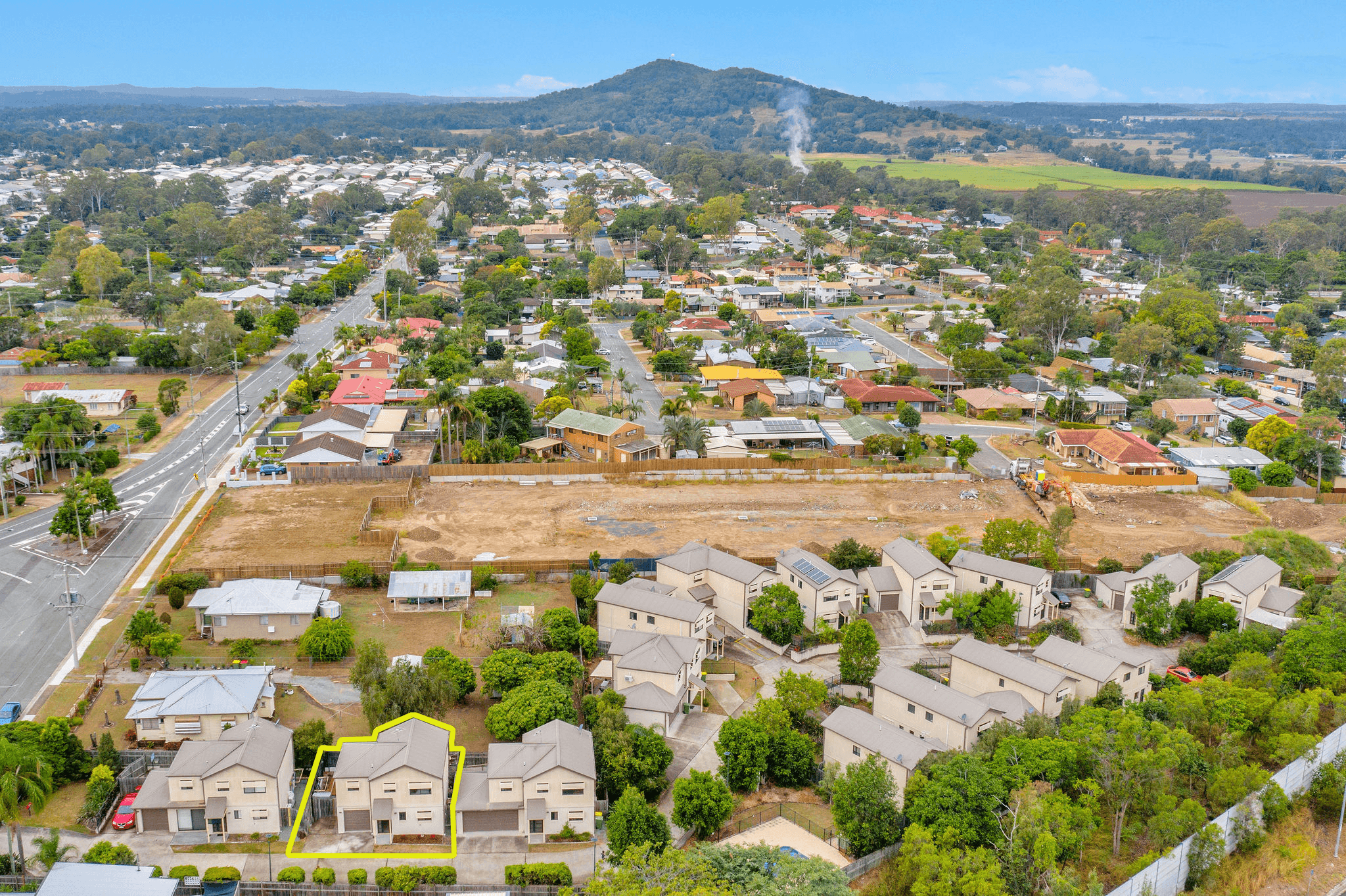 2/126 Logan Street, EAGLEBY, QLD 4207