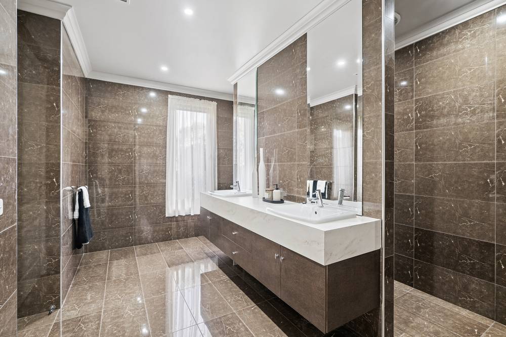28 Helmsley Avenue, LYSTERFIELD, VIC 3156
