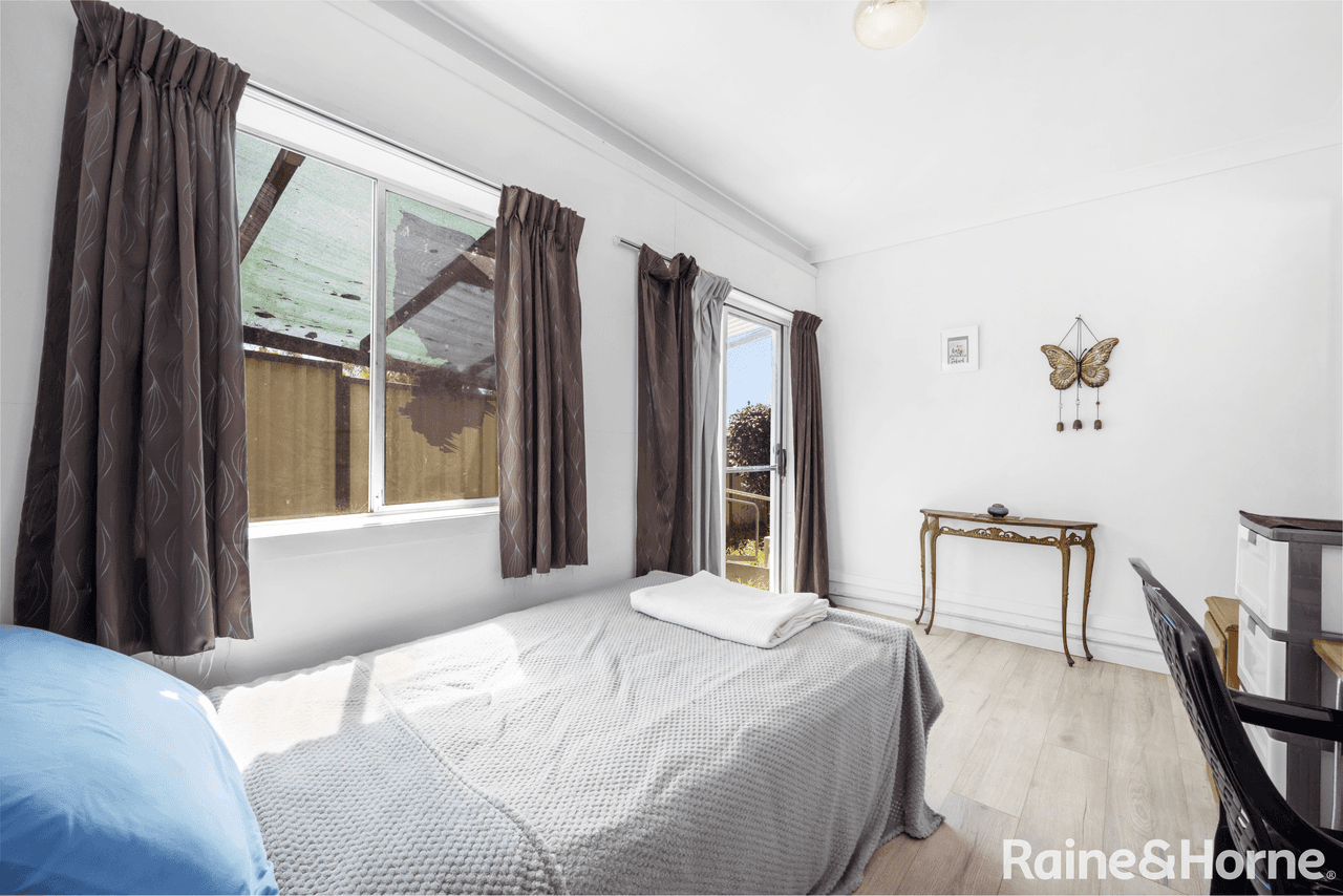 18 Glenair Avenue, WEST NOWRA, NSW 2541