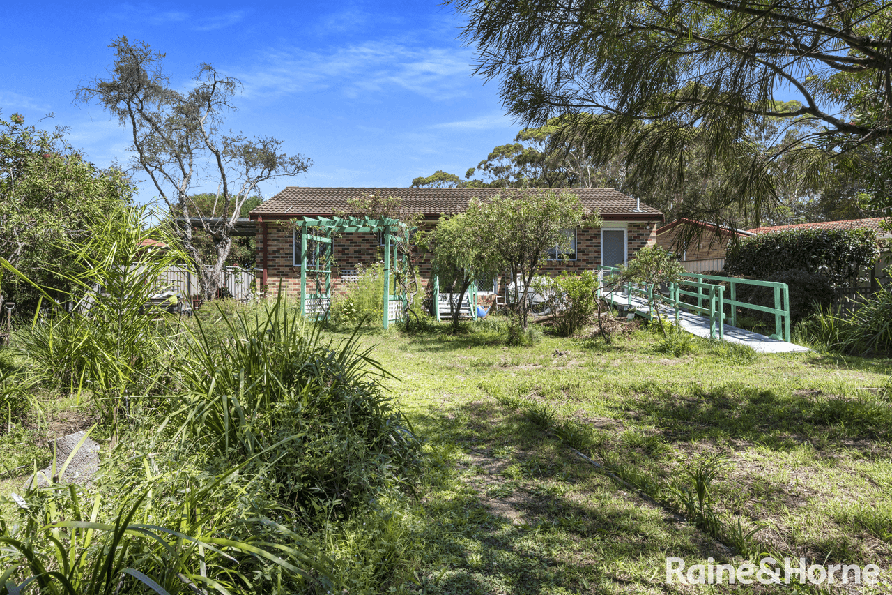 18 Glenair Avenue, WEST NOWRA, NSW 2541