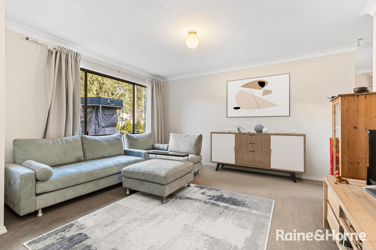 2/2-4 Ruse Street, NORTH RYDE, NSW 2113