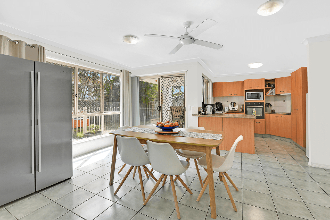 13 Greensborough Crescent, PARKWOOD, QLD 4214