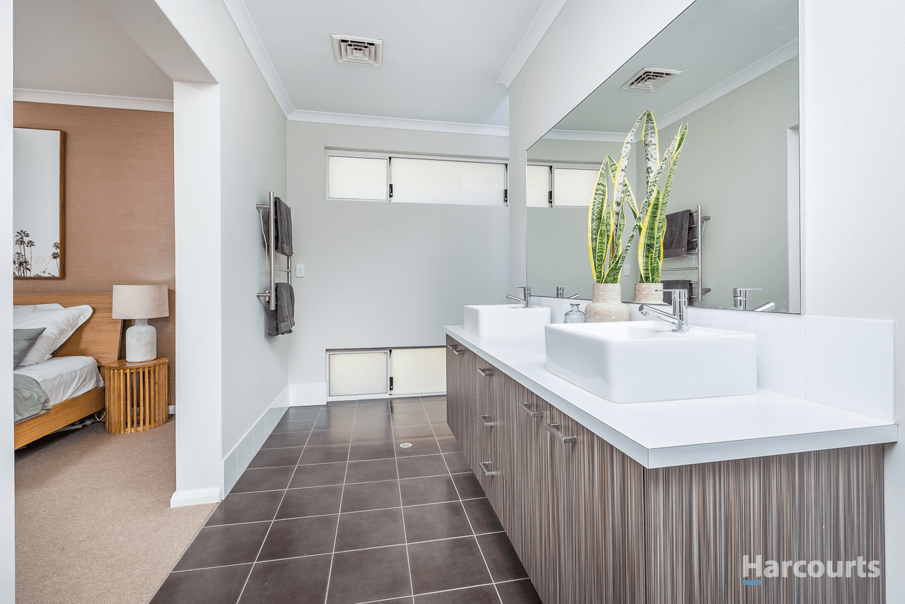 14 Burleigh Drive, BURNS BEACH, WA 6028