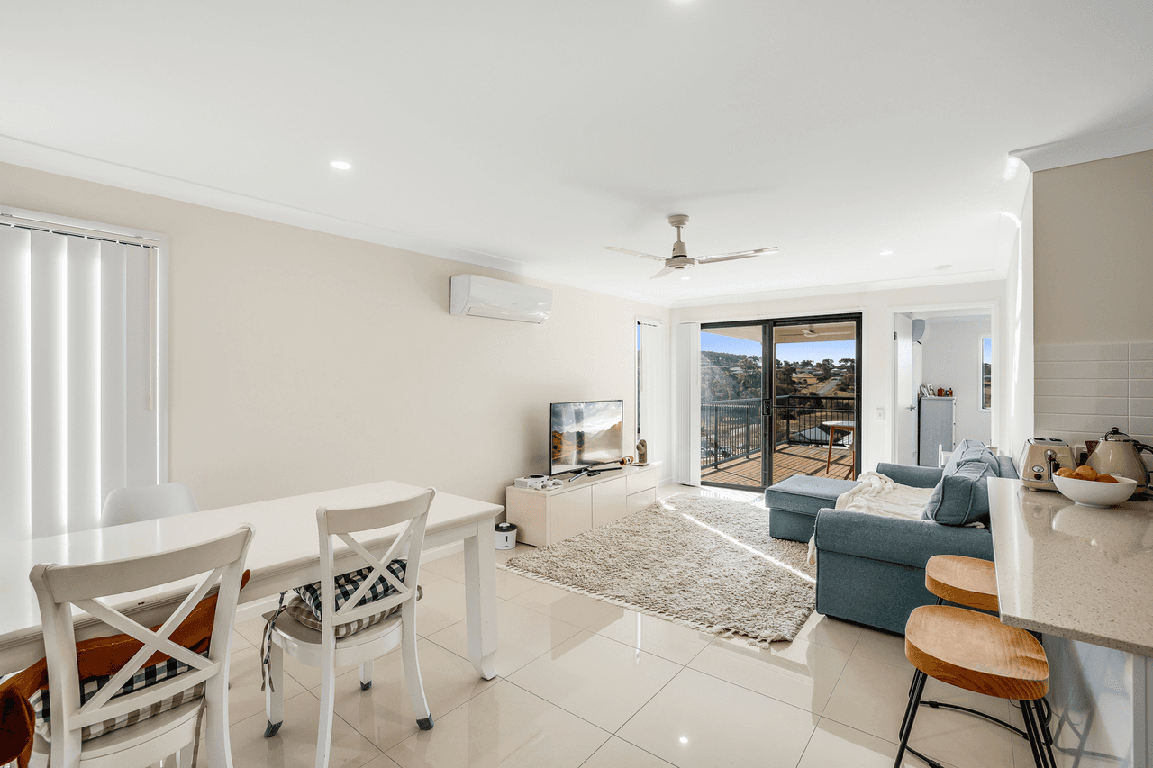 2/17 Mcinnes Crescent, GLENVALE, QLD 4350