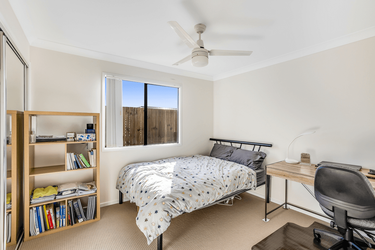 2/17 Mcinnes Crescent, GLENVALE, QLD 4350