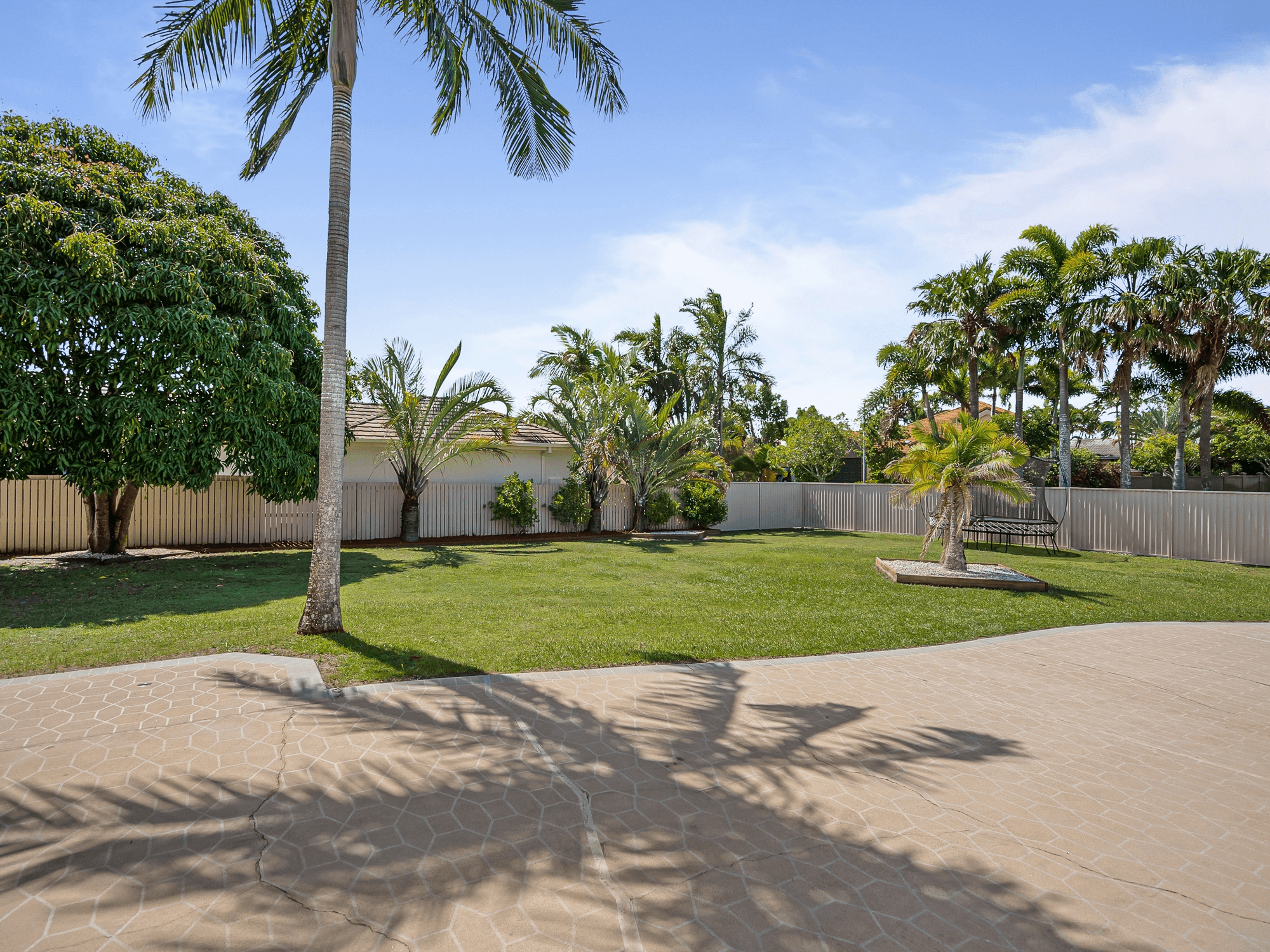 2 Skysail Court, Banksia Beach, QLD 4507