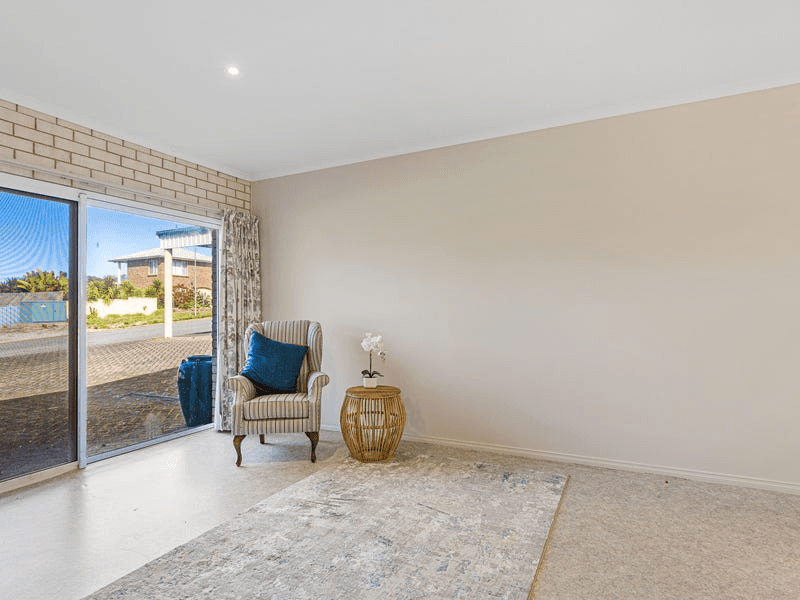 23 Hilltop Drive, PORT LINCOLN, SA 5606