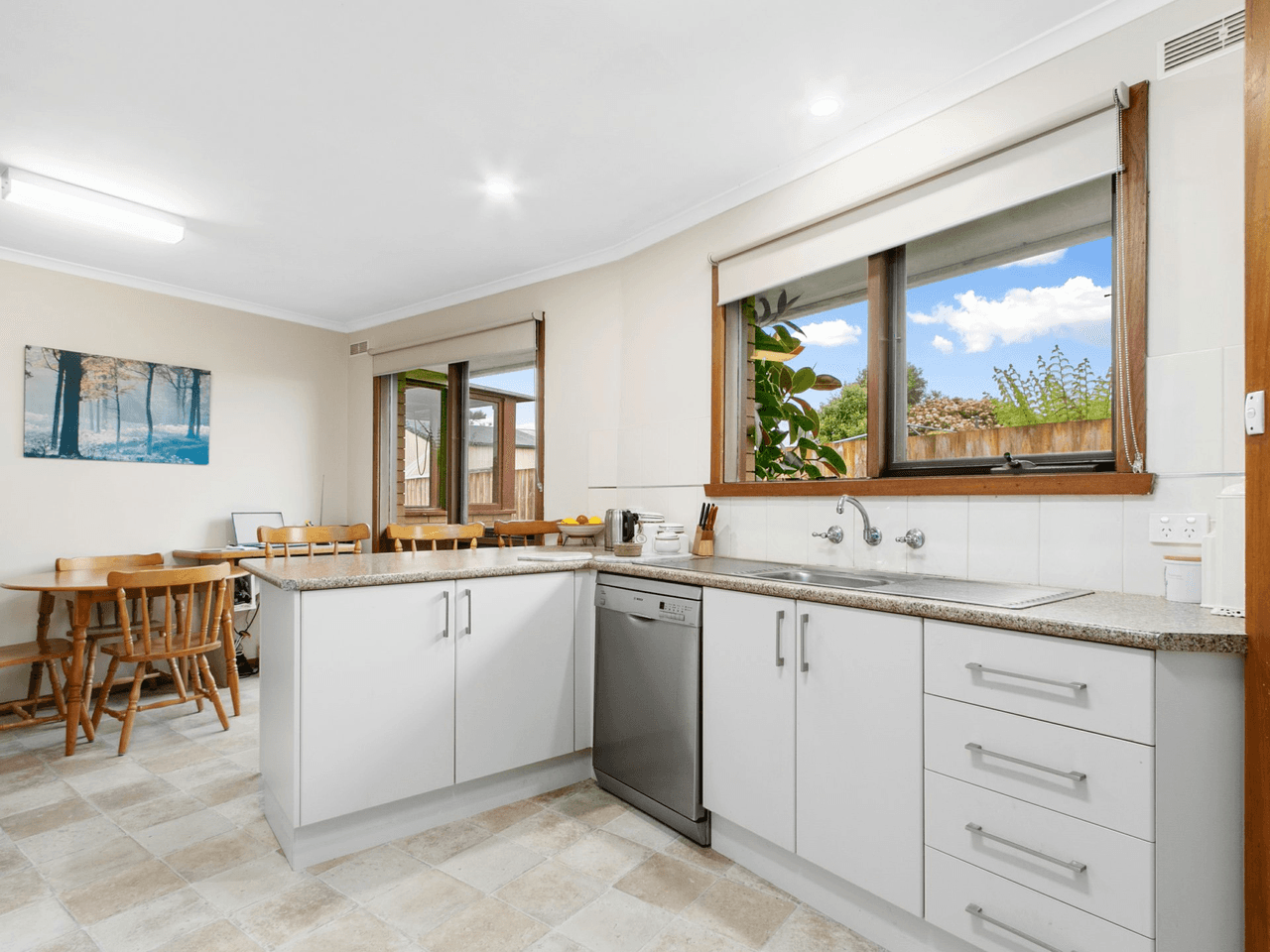 29 Taylor Street, BAIRNSDALE, VIC 3875