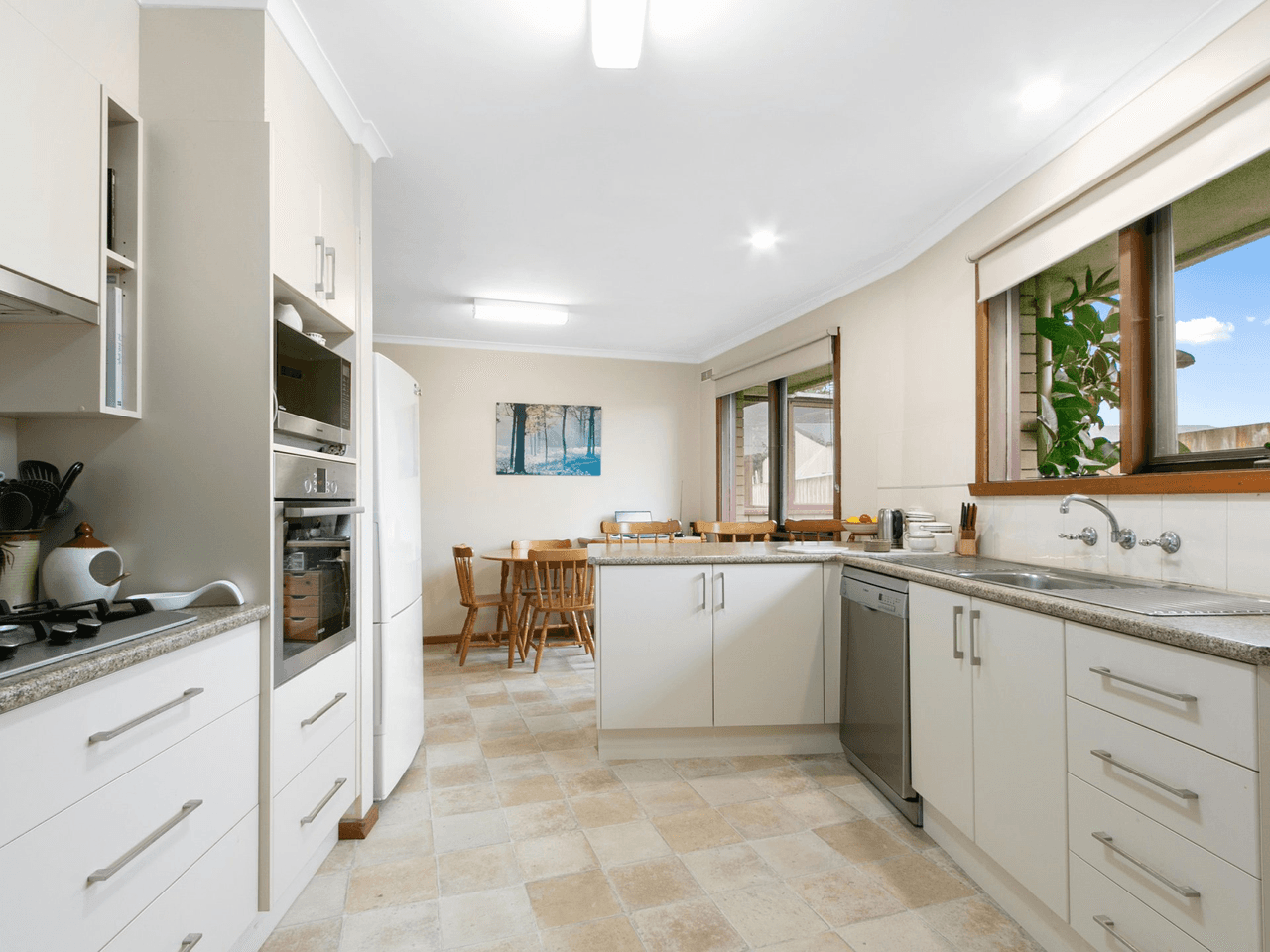 29 Taylor Street, BAIRNSDALE, VIC 3875