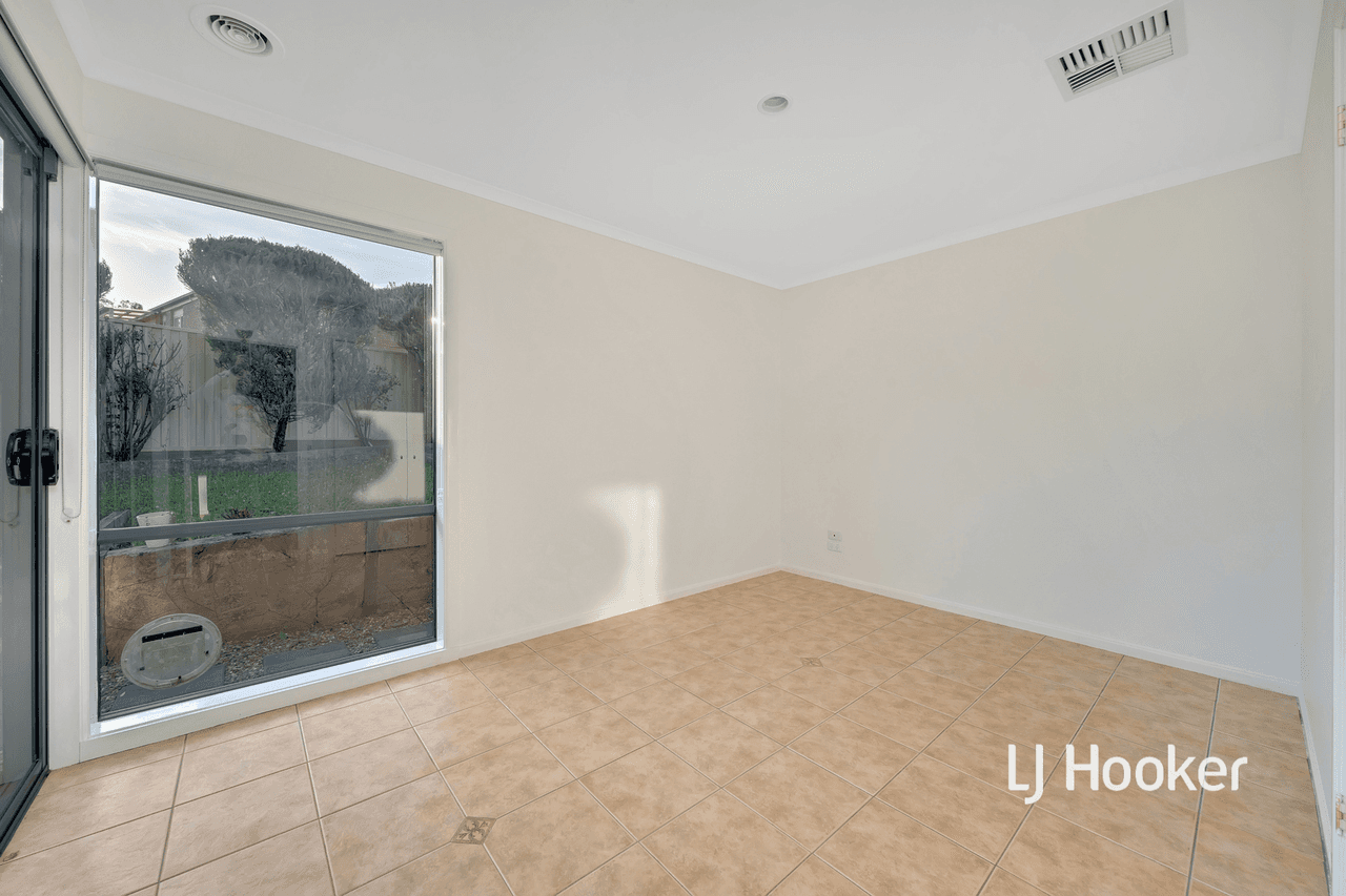 4 Imperia Close, NARRE WARREN SOUTH, VIC 3805