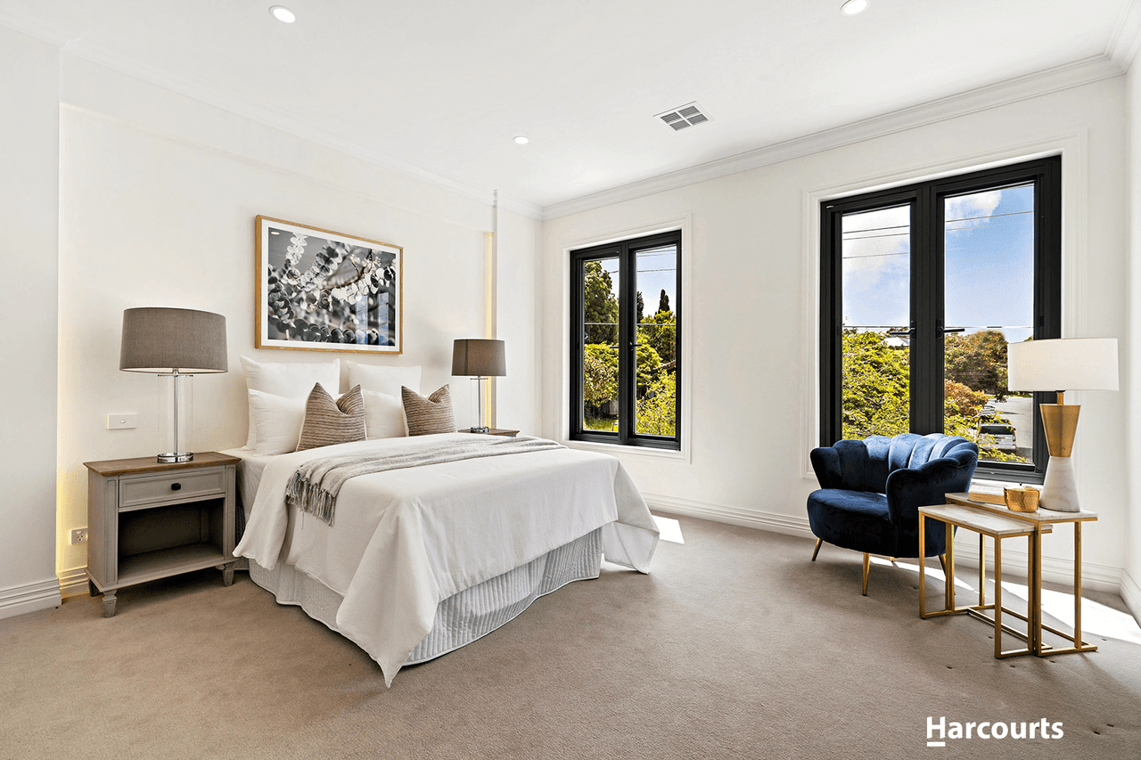 26 Rowitta Drive, GLEN WAVERLEY, VIC 3150