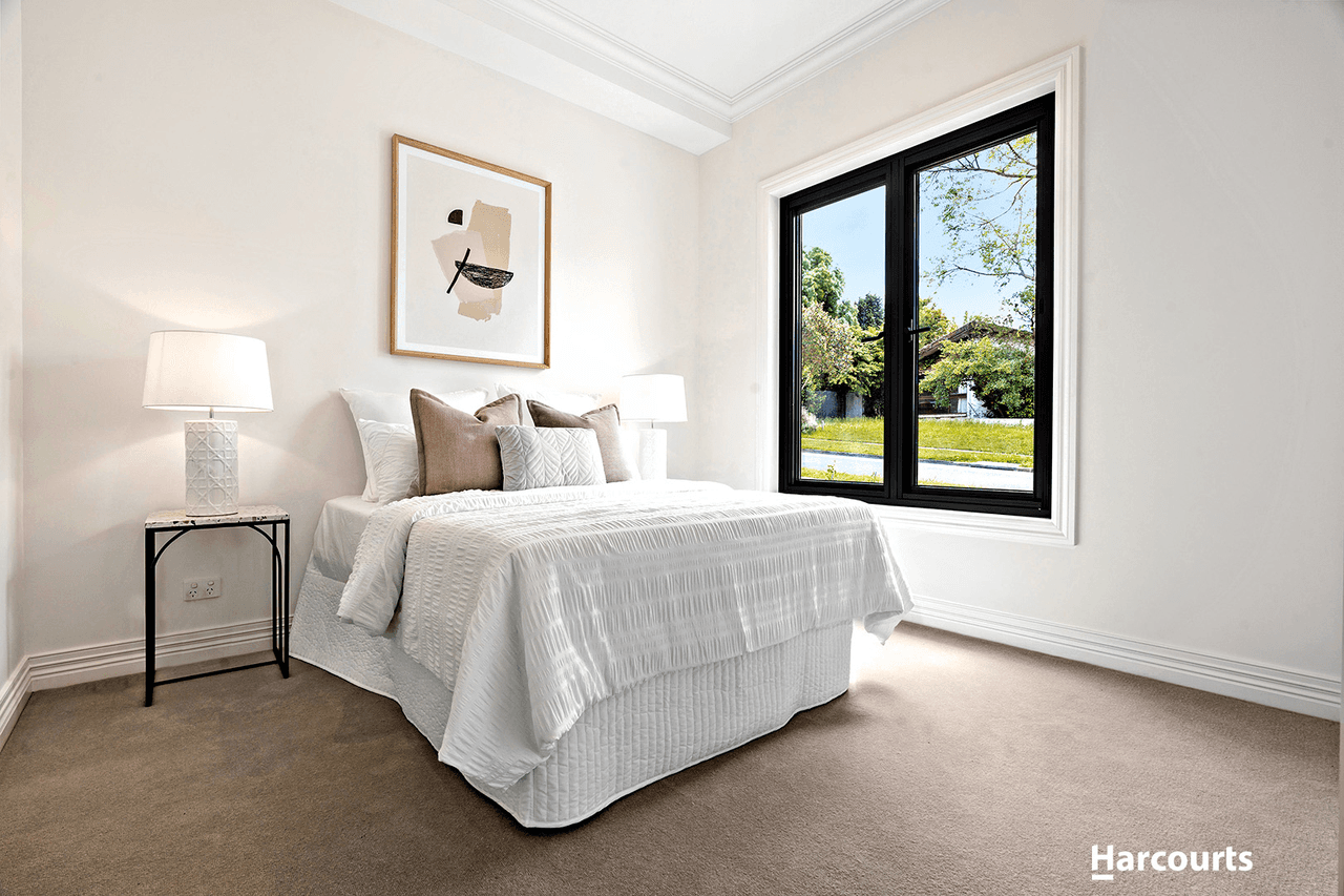 26 Rowitta Drive, GLEN WAVERLEY, VIC 3150