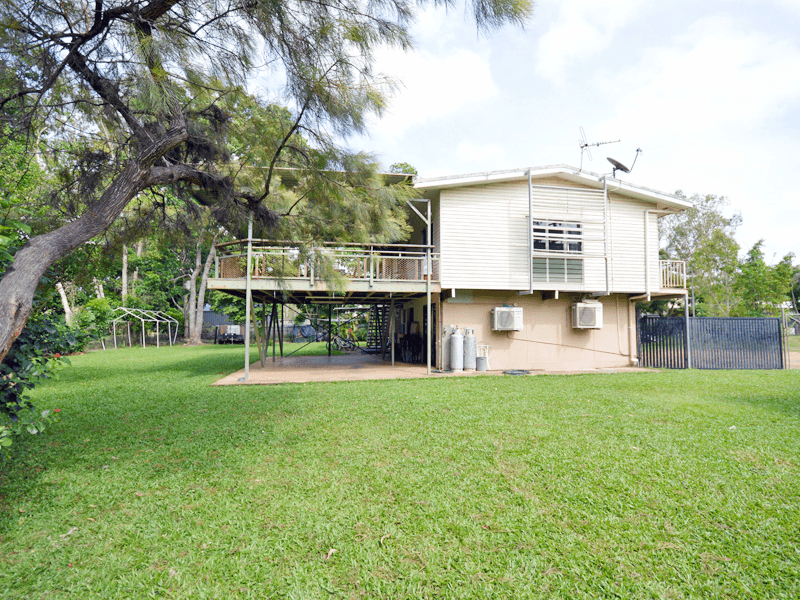 7 Wattle Tce, Trunding, QLD 4874