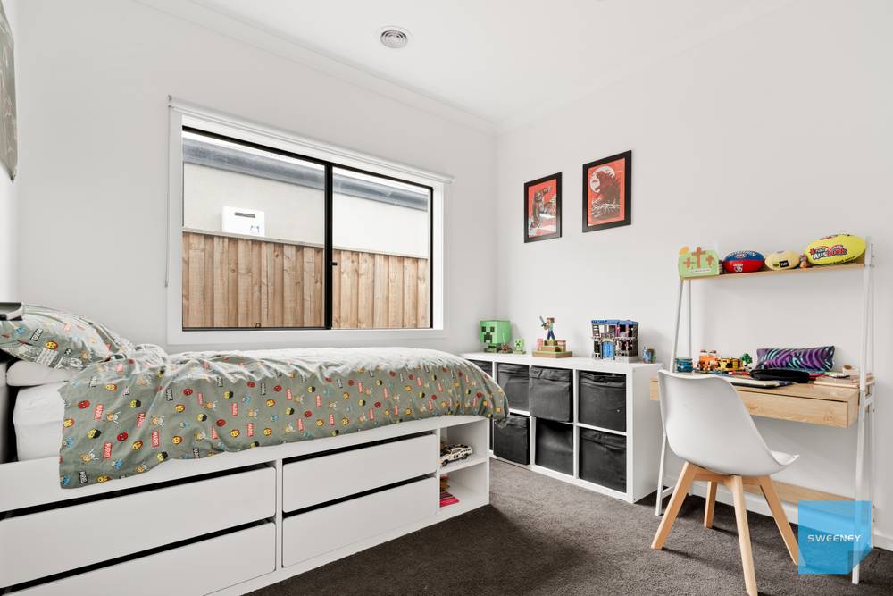 12 Mckell Street, DEANSIDE, VIC 3336