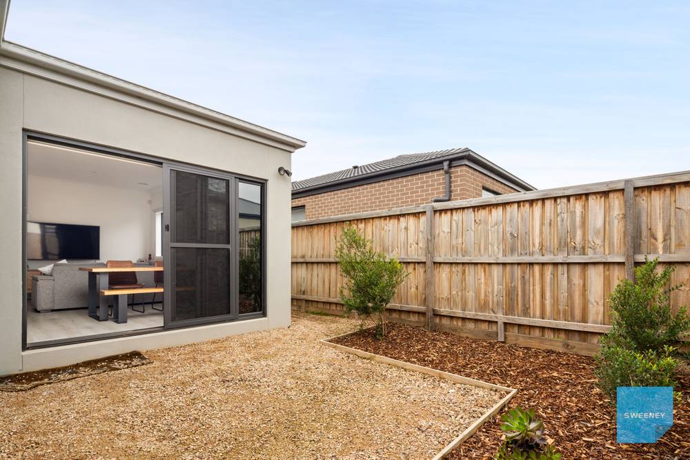 12 Mckell Street, DEANSIDE, VIC 3336