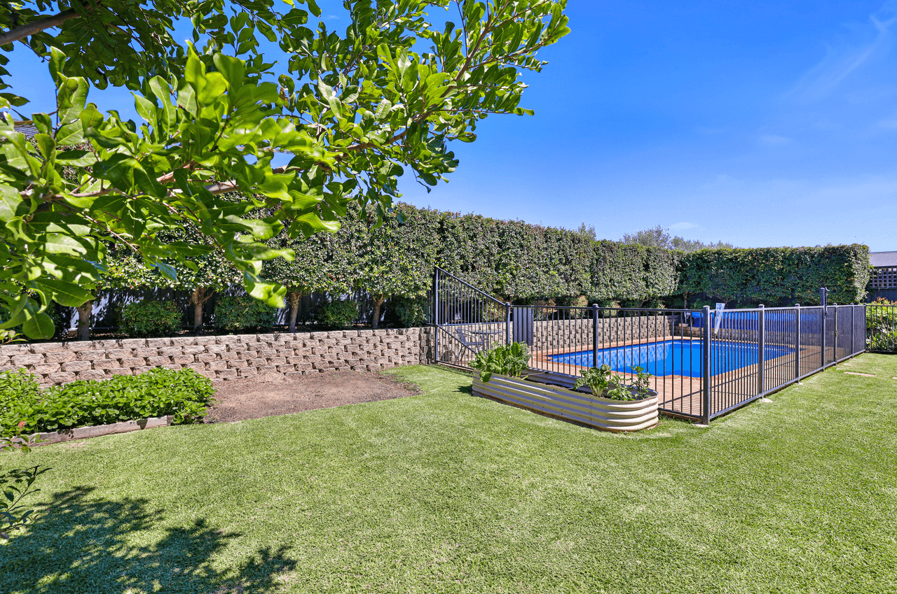 44 The Heights, TAMWORTH, NSW 2340