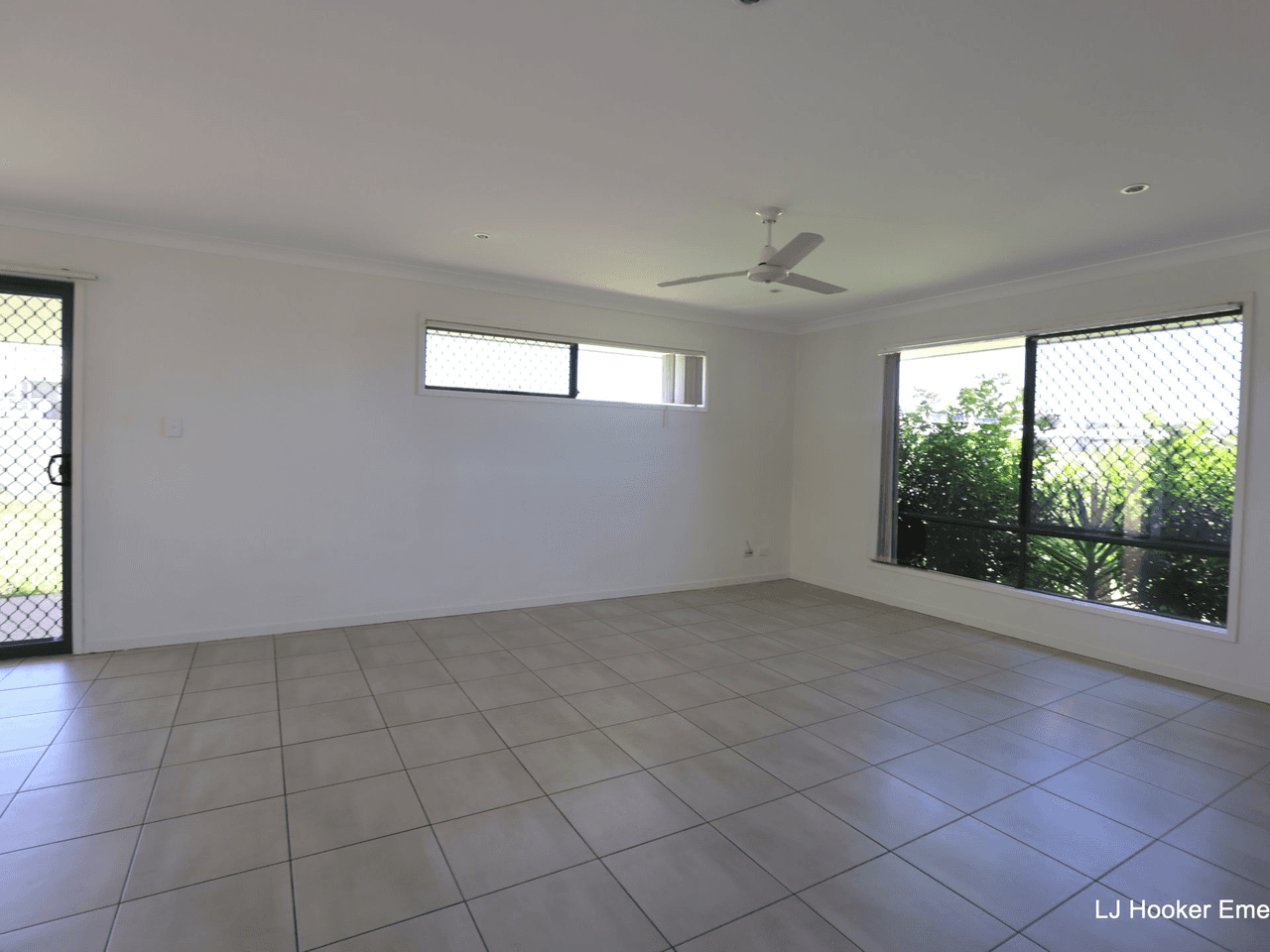 9 Calderwood Street, EMERALD, QLD 4720