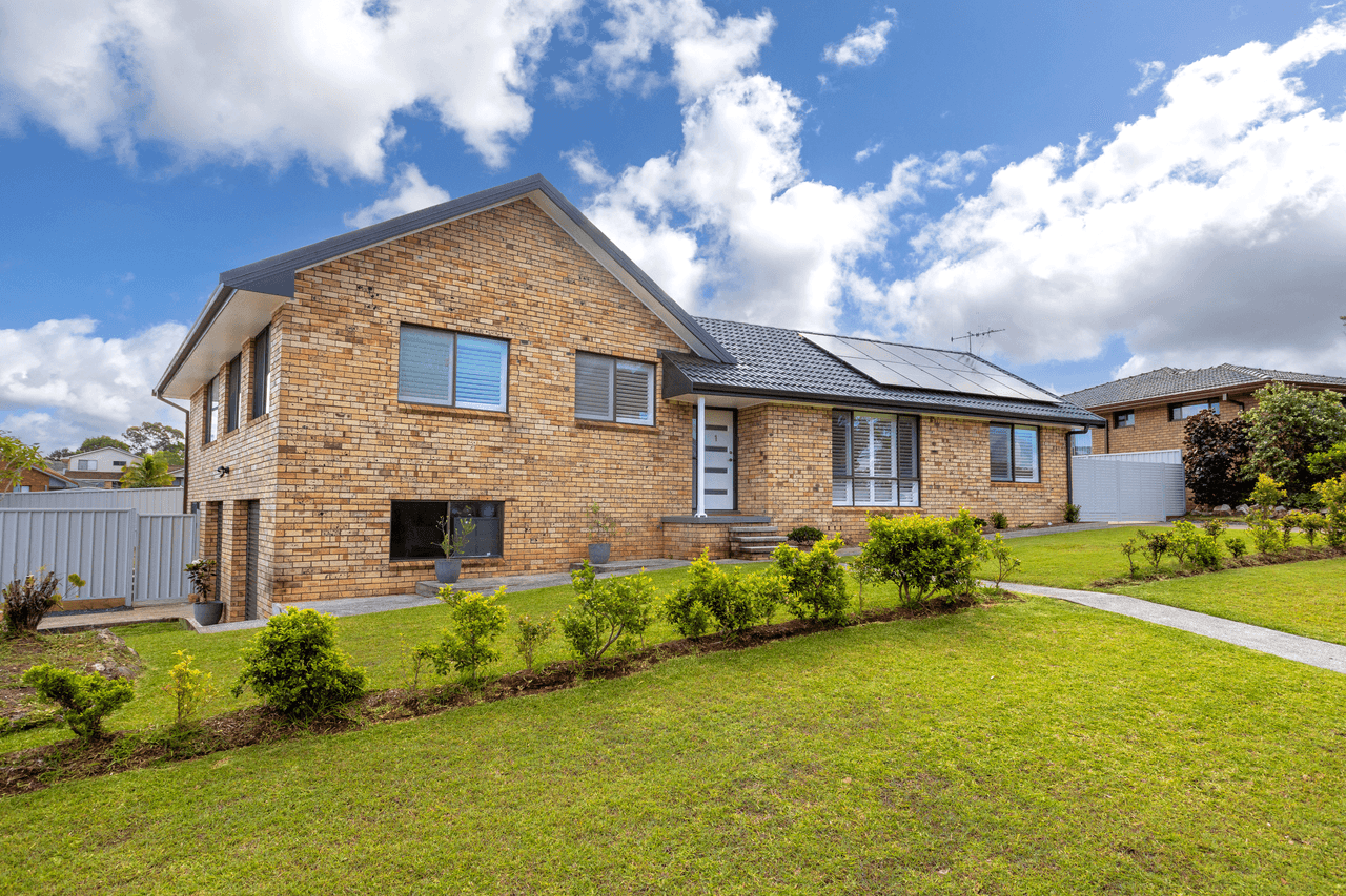 1 Grevillea Close, TAREE, NSW 2430