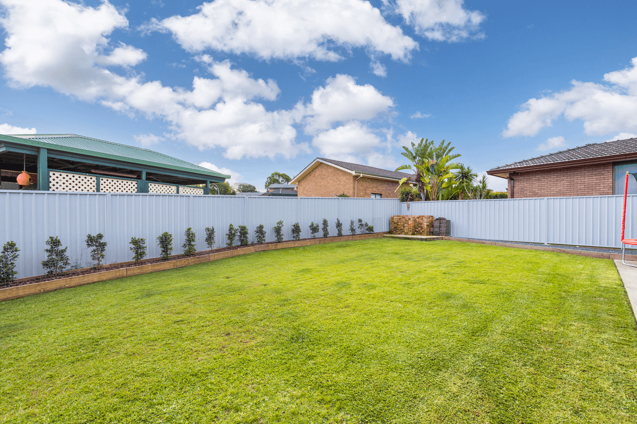 1 Grevillea Close, TAREE, NSW 2430