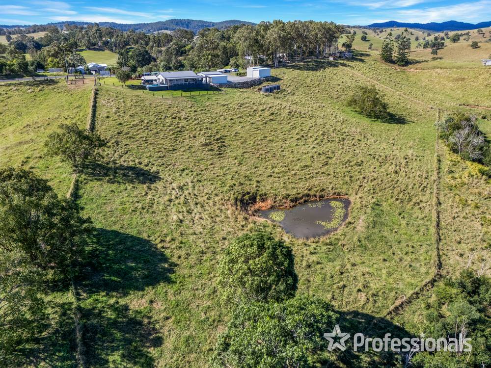 92 Cavanagh Road, Greens Creek, QLD 4570