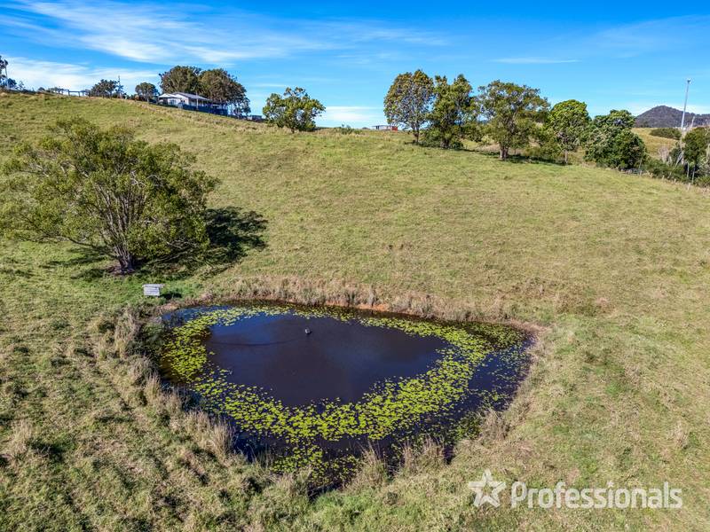 92 Cavanagh Road, Greens Creek, QLD 4570