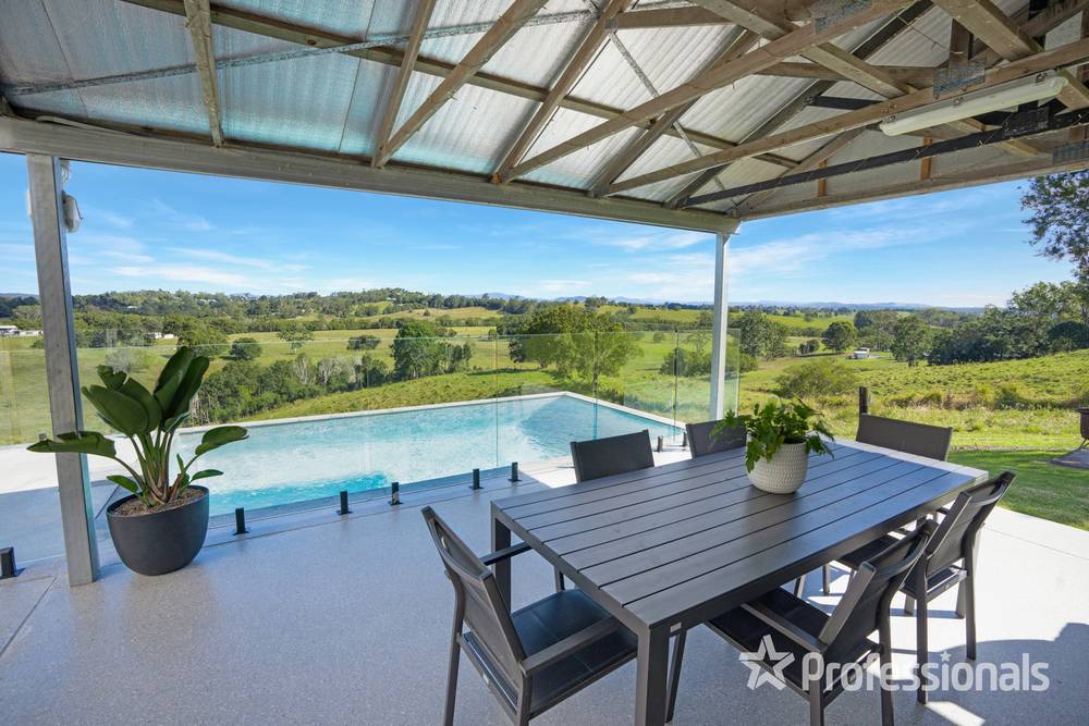 92 Cavanagh Road, Greens Creek, QLD 4570