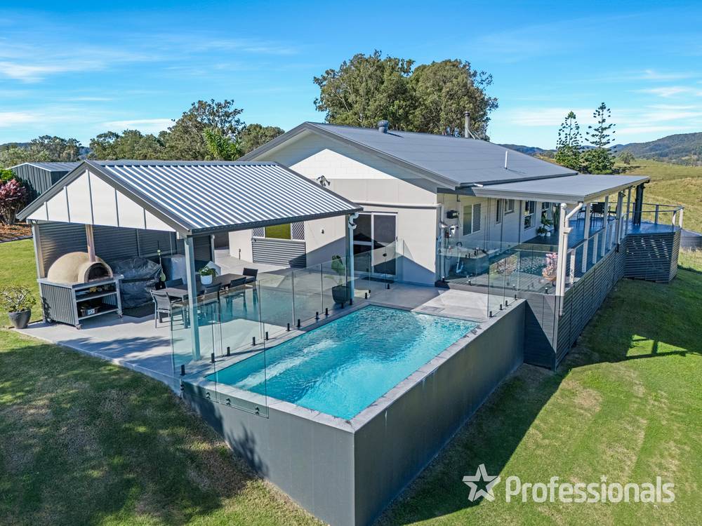 92 Cavanagh Road, Greens Creek, QLD 4570