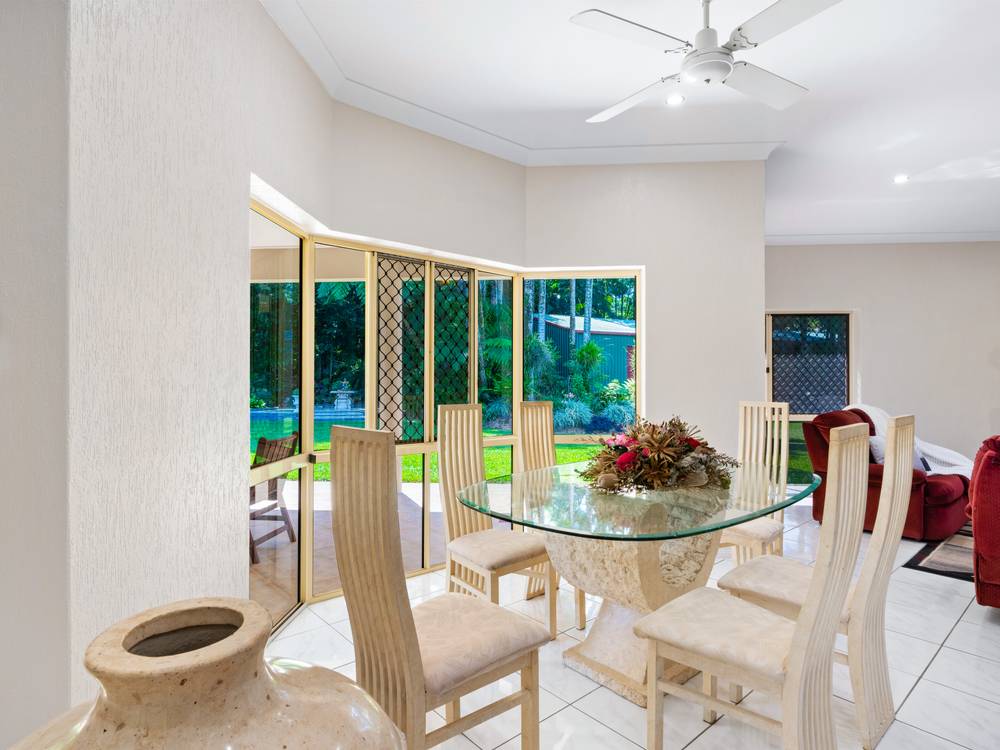 10 Wildsoet Street, TULLY, QLD 4854
