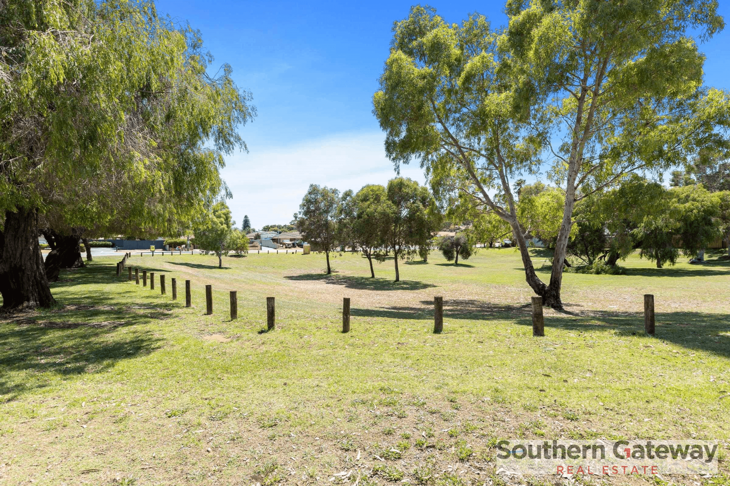 2 Garrett Corner, PARMELIA, WA 6167