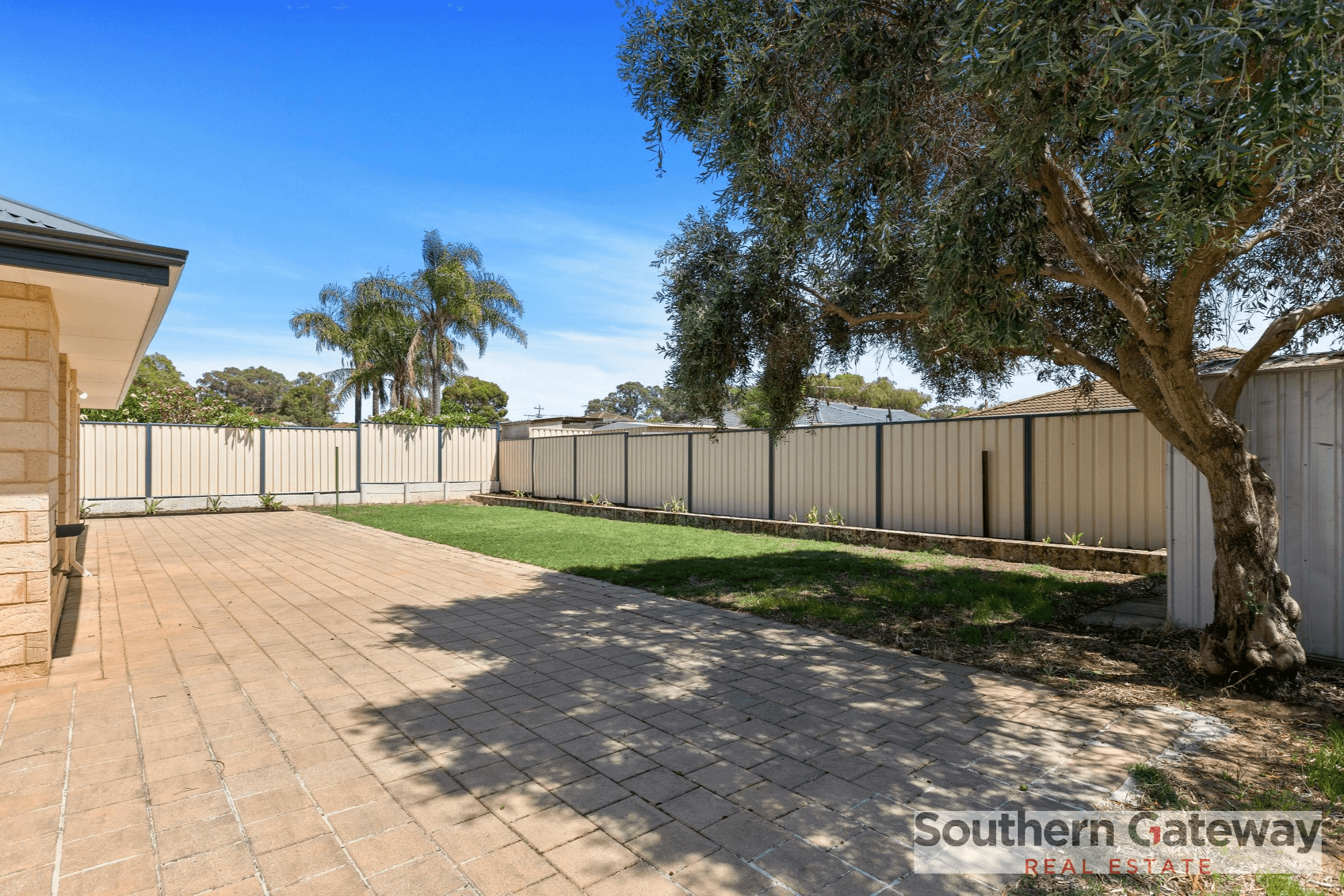 2 Garrett Corner, PARMELIA, WA 6167