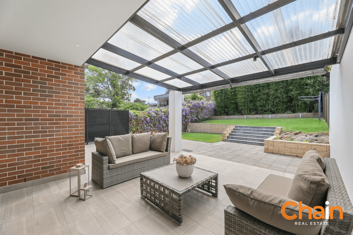 8 Wyuna Place, Oatlands, NSW 2117