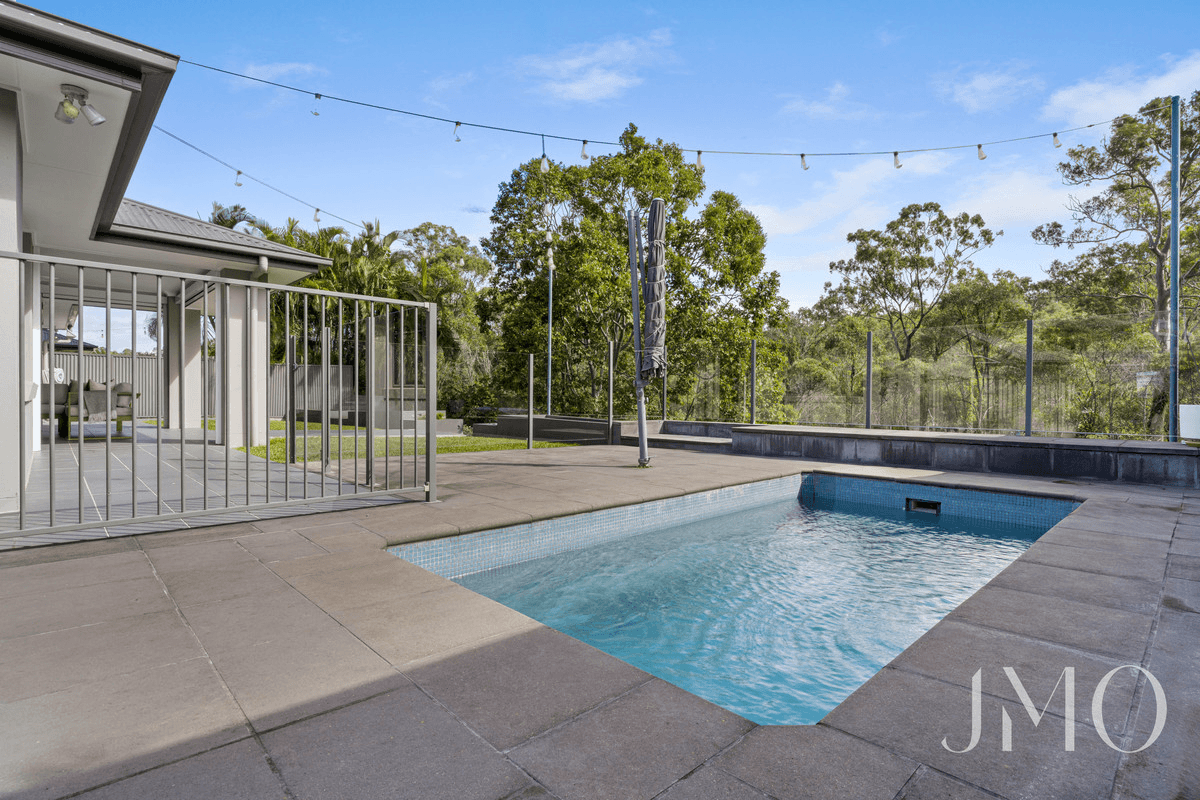 138 Ormeau Ridge Road, Ormeau Hills, QLD 4208