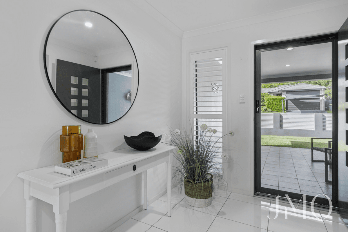 138 Ormeau Ridge Road, Ormeau Hills, QLD 4208