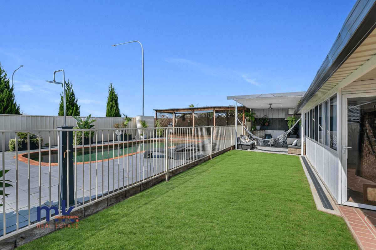 8 Sepik Place, Kearns, NSW 2558