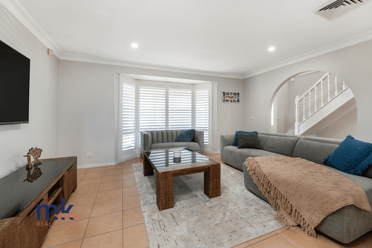 8 Sepik Place, Kearns, NSW 2558