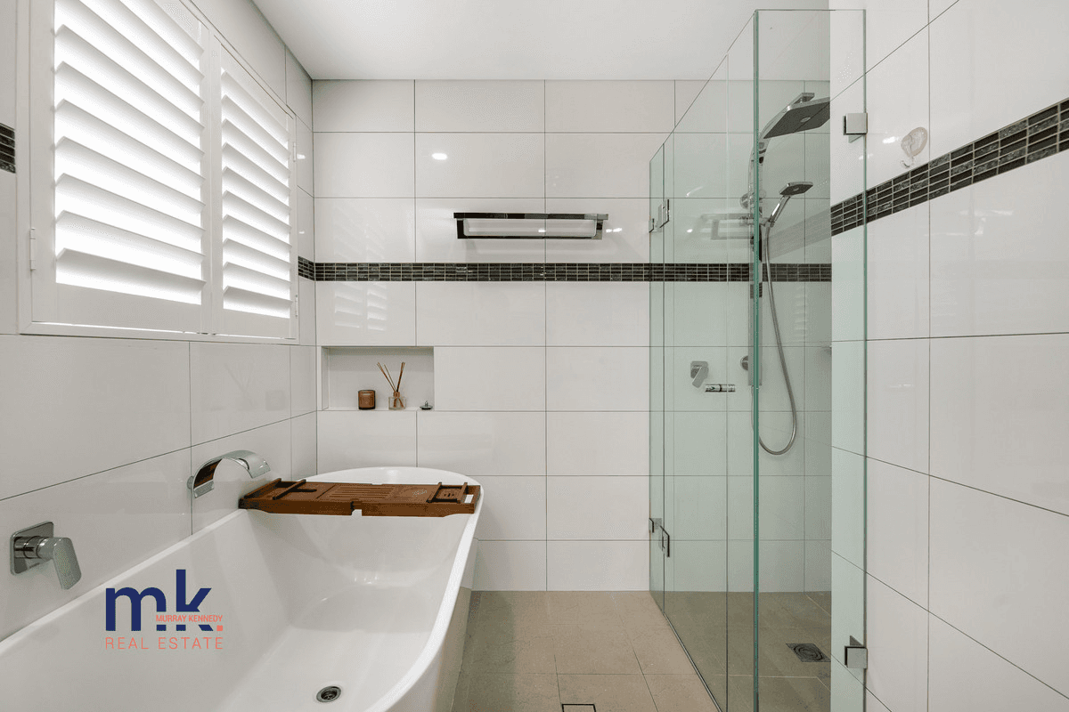 8 Sepik Place, Kearns, NSW 2558