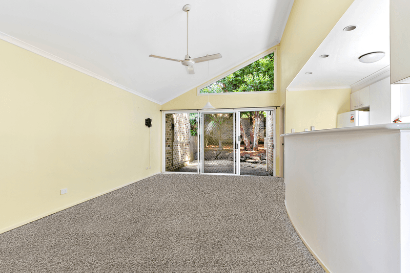 1/2 William Street, BUDERIM, QLD 4556