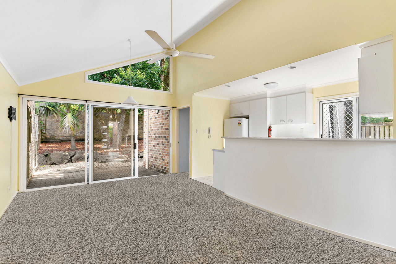 1/2 William Street, BUDERIM, QLD 4556