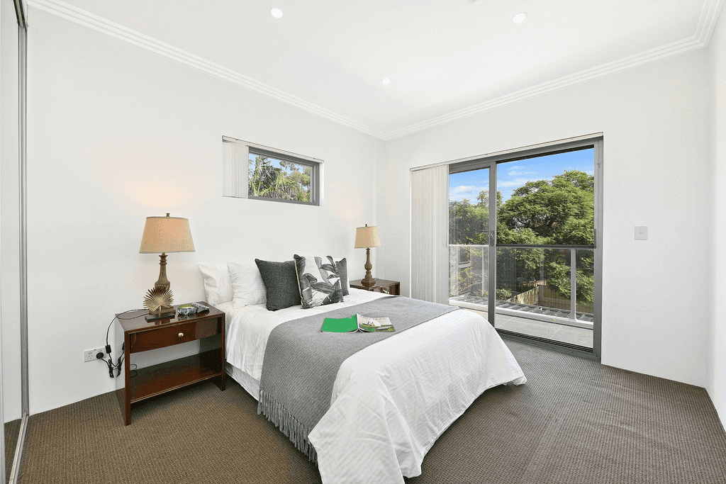 11 Bonds Road, PUNCHBOWL, NSW 2196